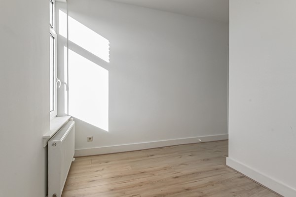 Medium property photo - Damasstraat 213, 2522 TP Den Haag